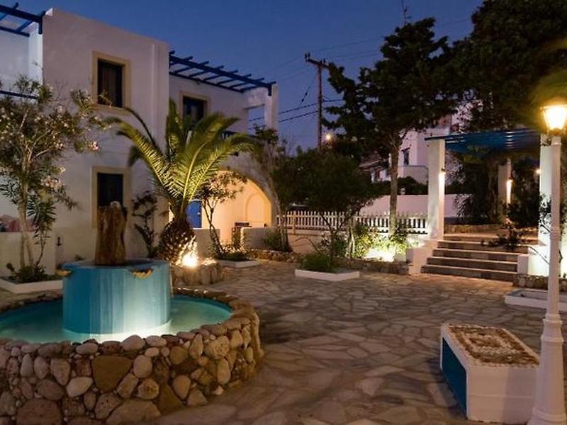 CCFE7C5586F73F123133AD76F3B1CCC6