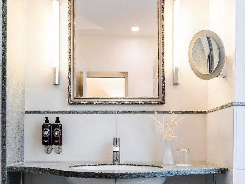 A1F08CC78C9201F8F339C26F22E9827E