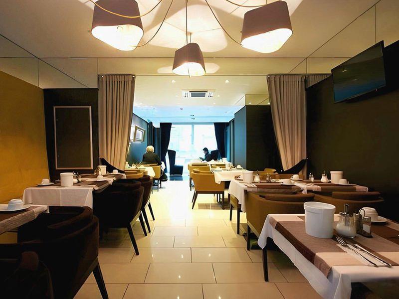 F1215E959D00A8F735A2271F0F85B430