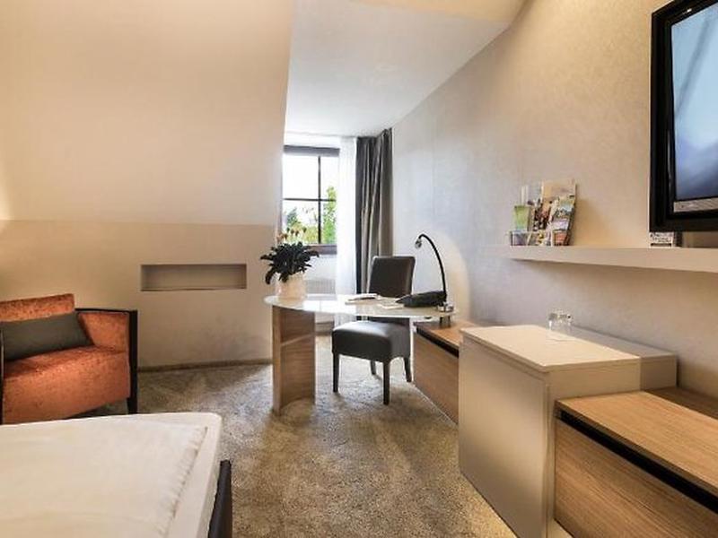 7F440F8E6409E0E399EA25B3382F882E