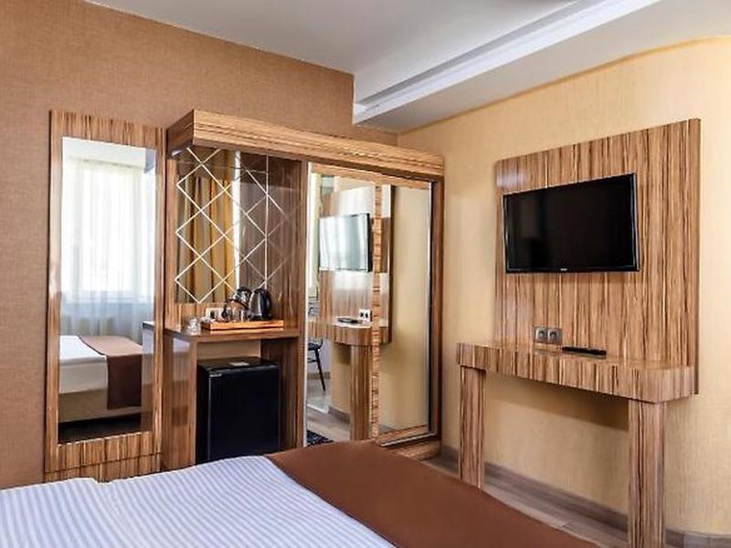 418610424036A25F972013E404612B19