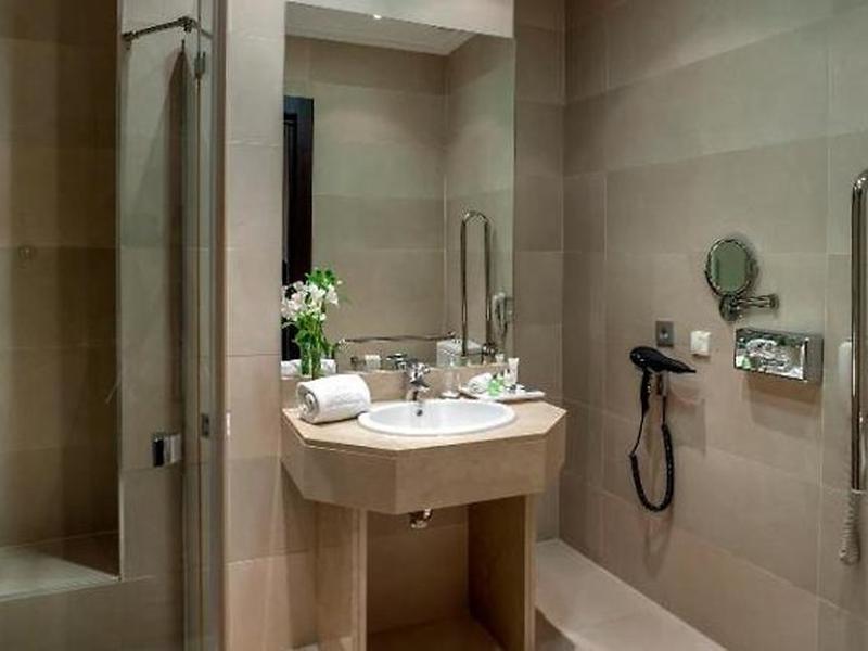 801489537F1ECA3CAA5F9C080A02A3FE