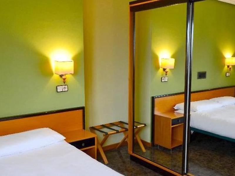 239F9BFAB26DB22C26BD6D5A53E67BCA