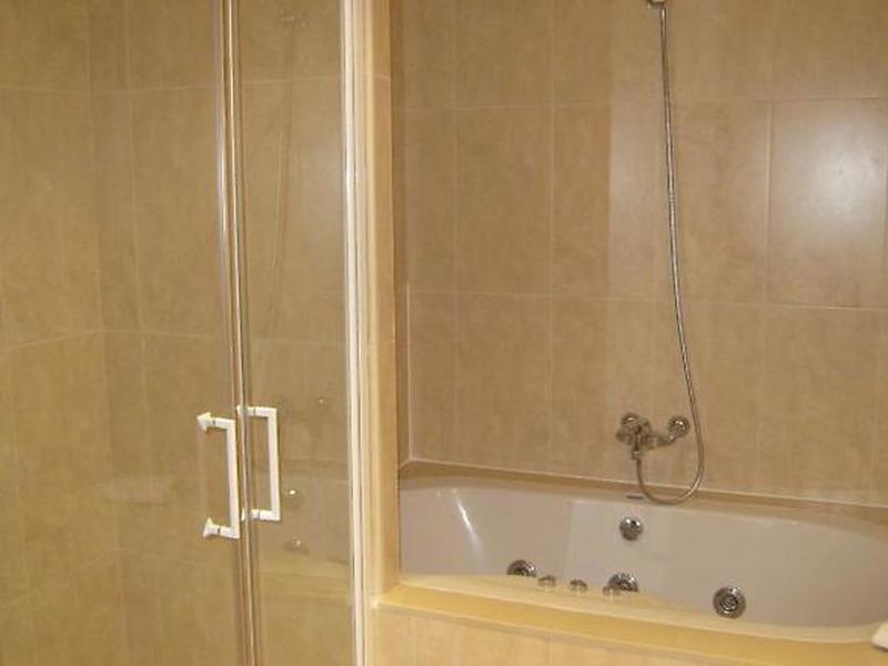 2D8FC62A82F7235D77653693DB4A55EA