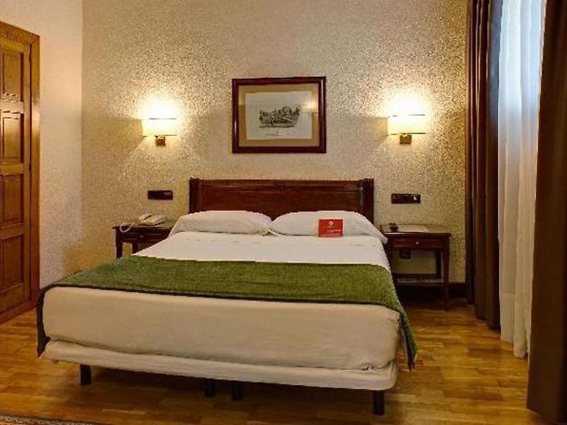 AD81FBAB1BE16DA0A244077ECA3D5C66