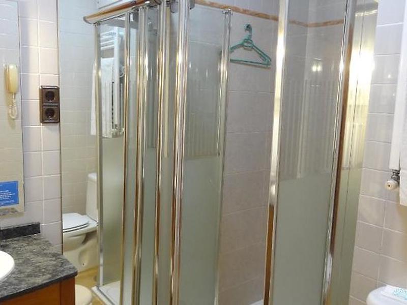 8B2370F7BB7E9A36B1F0D642512891EC