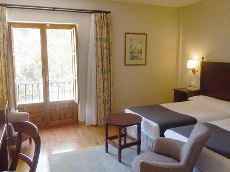 D82C2663FC9CBBA19C9CA53B4F6972B9