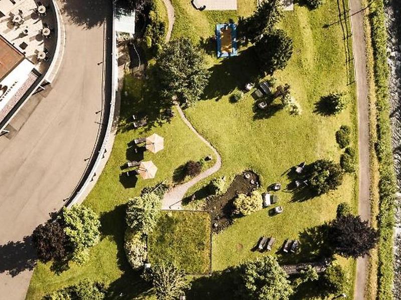 A25746B2B9DB8EB9603BBF2169BBE128