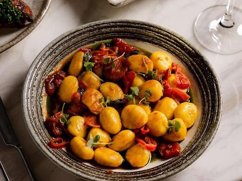 2155093264EEAF14B7F281D6863C2137