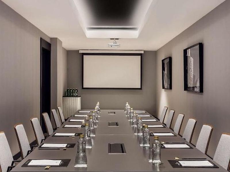 7BC0EB0B8C6796BD80C274F603AB916F