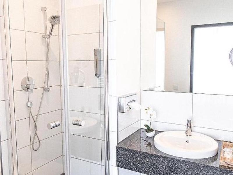 753E8E11E2910BE6BAD6B05DDD17BF09