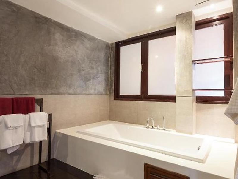 0C131E8BE3F5A1E18733839D8081807B