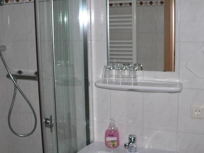 7B81C679C7FE46AEFD4D1CF48B315CF9