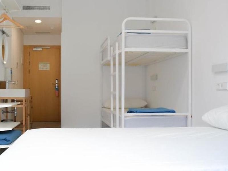 DE8D78CFDC5C93558F1B5C4106697202