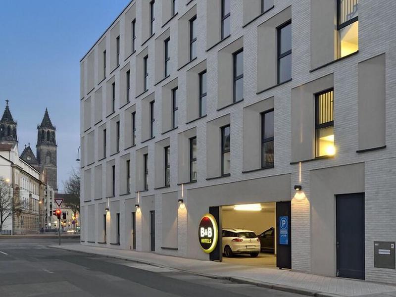 3907050E0AD71ADA797E88B4A9CB6B1A