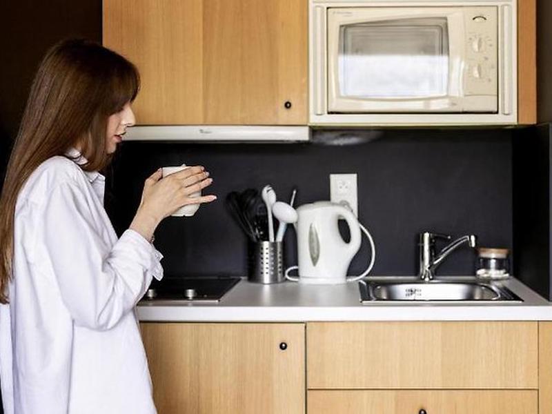 304FA93307B9D90FC9A73A7546FCA4CC