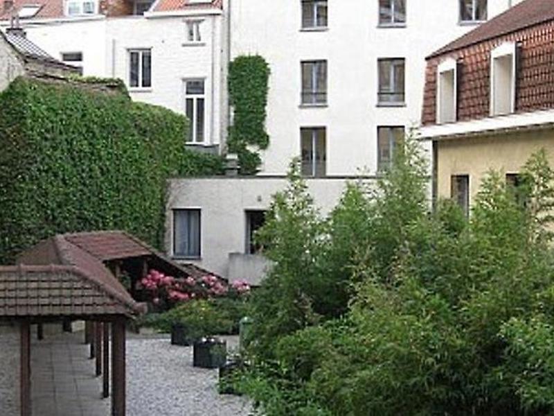 EB9547AC9A23E5D9EA72ED593668A194