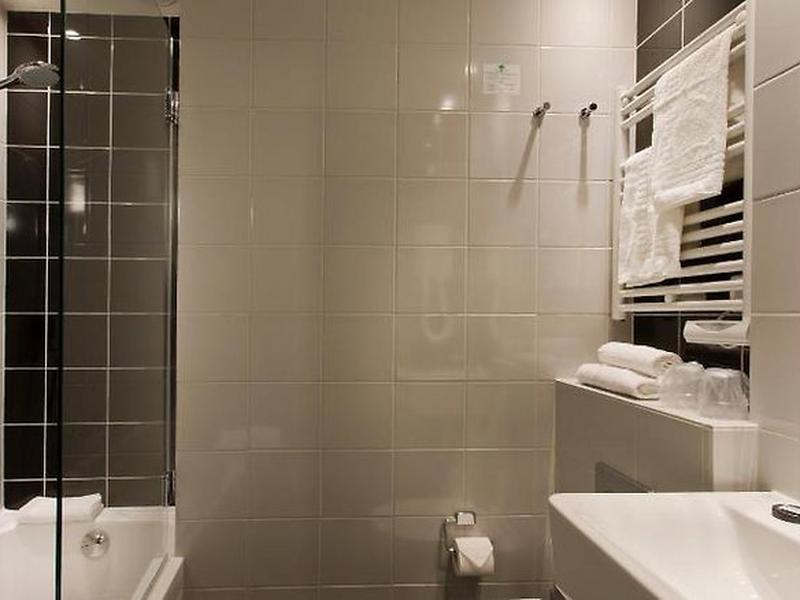 D5AFCB5605BB16EBDBB0B2B3E794427D