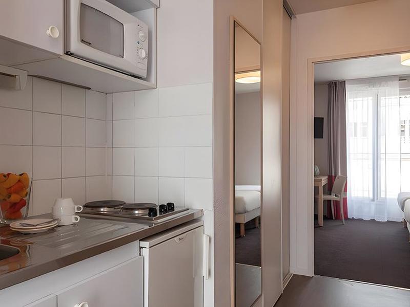 922F6FBD4AE11596CC9A1D338B7E851B