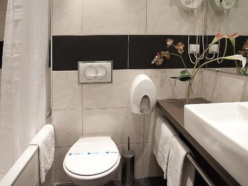 619B5CDCC9CF12E008CEFD8C26D8E7BF