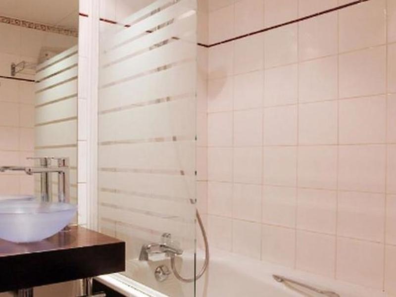 8684B34628E76CD0F718E29F04E7B6FE