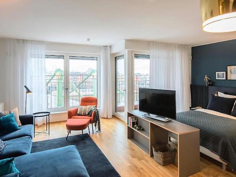 5A0F5E564A9237219C66B180D80DF049