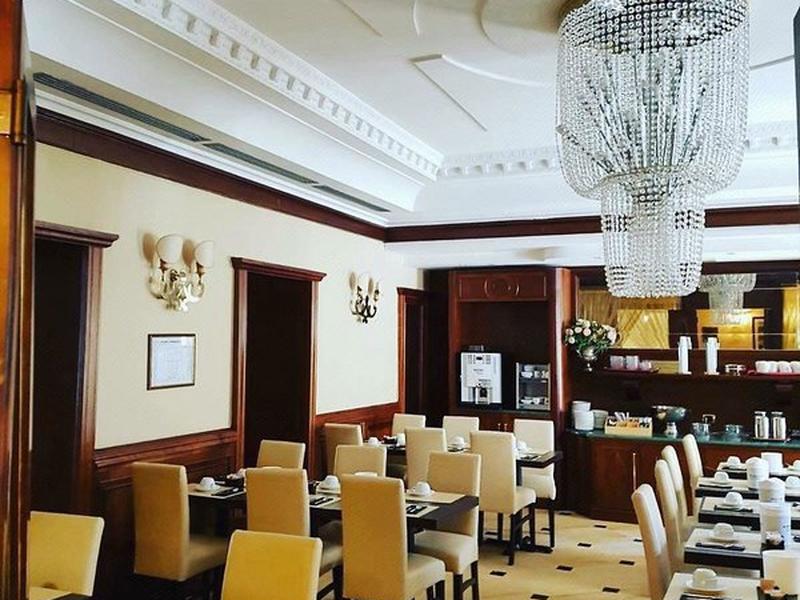 FD3587E61DA6B8506A356E89F7FBD853