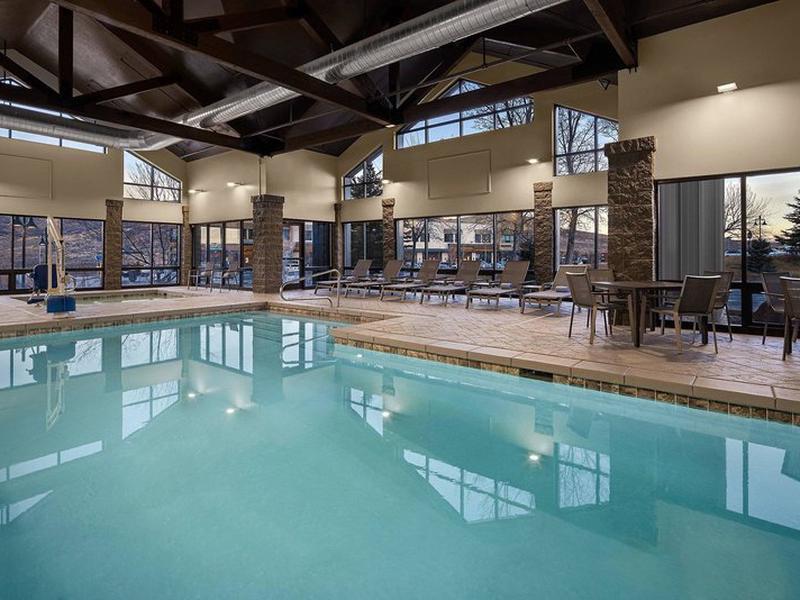 8EC445BABAB777E4553F01FBE4F85880