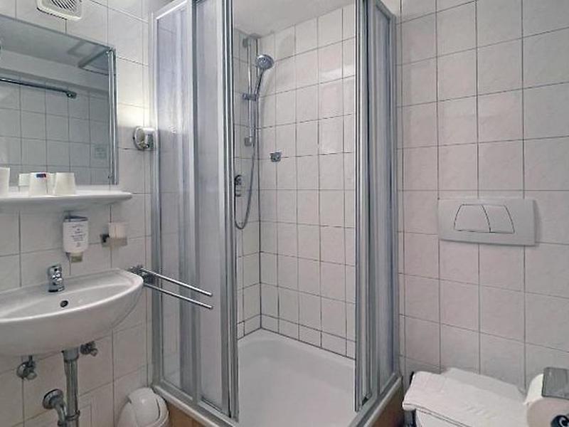 C22CE488E7E70F95237809C93278BBA4