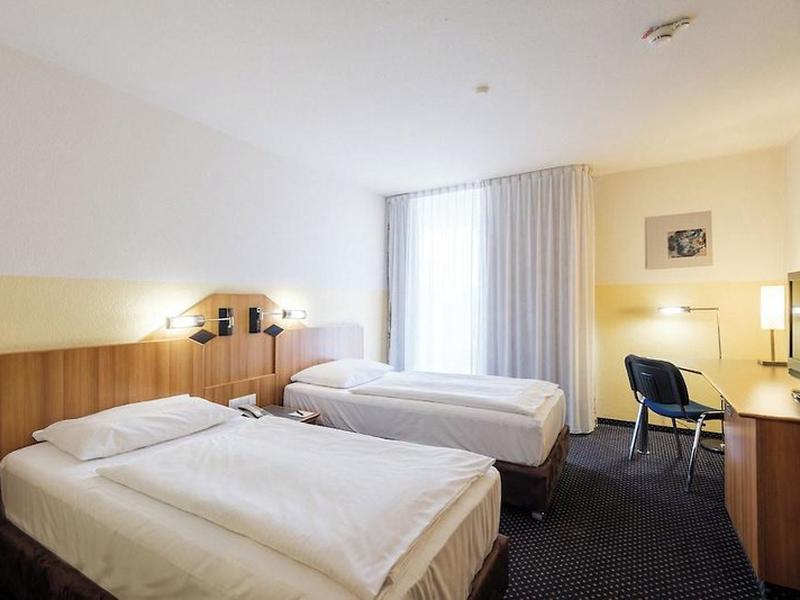 39B5C060C8AAAEA580919D65A652A0AA