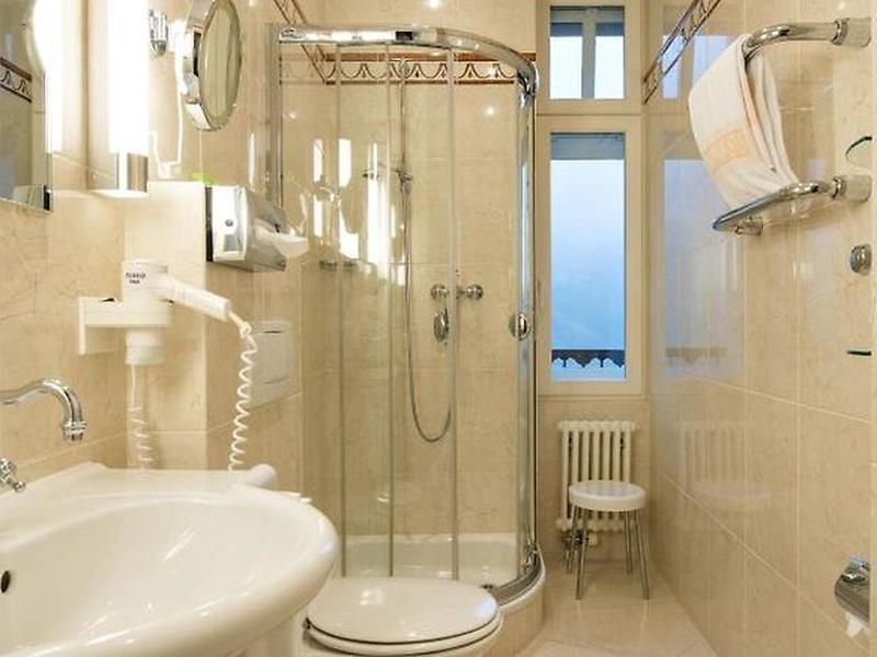 D6C3DA31E4772995FE50C9FD7B10143C