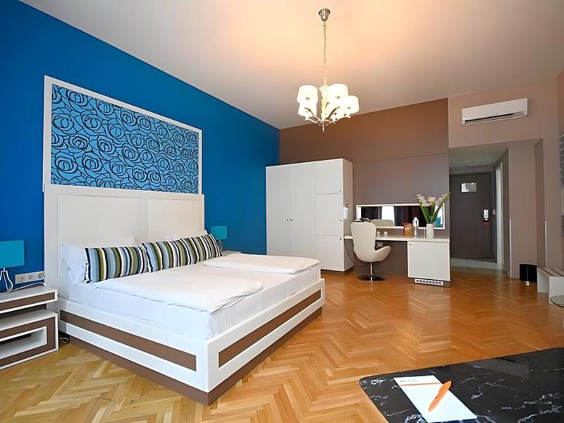 The Honest Budapest by Chic&Basic