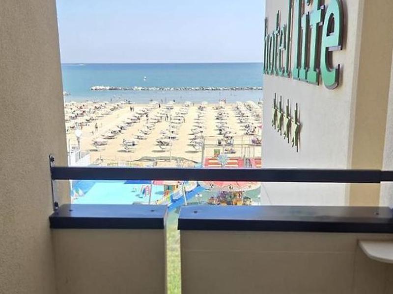 931E82DA3DE8CF6333674F2A01FDFA74