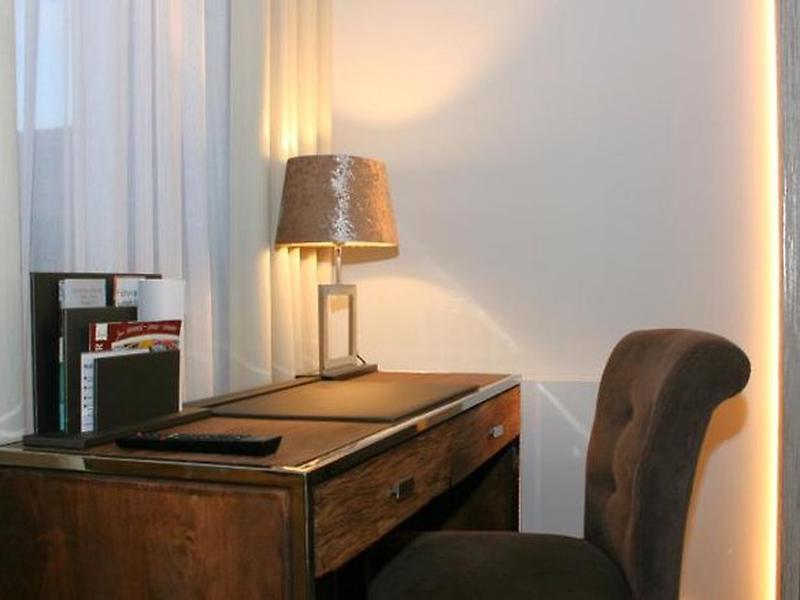 8FA2327439C9A8597F7944C05CB730E0