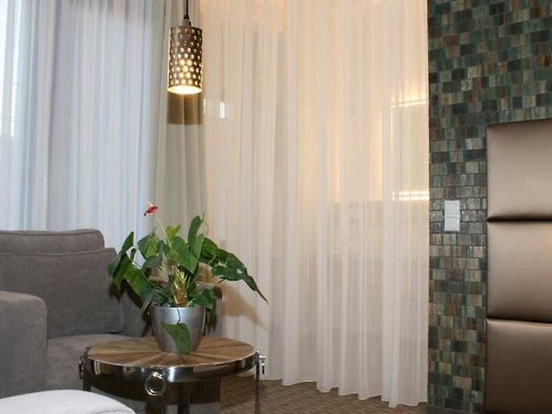 1593CDC0FE2490827272894E5E283C2B