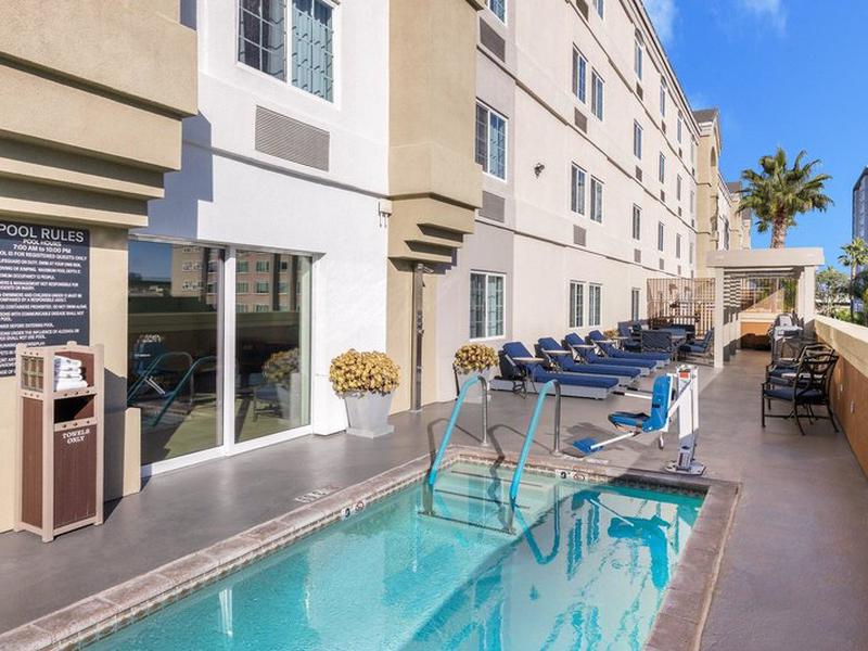 2CF26641CCB4FC652A0D0F1483E65351