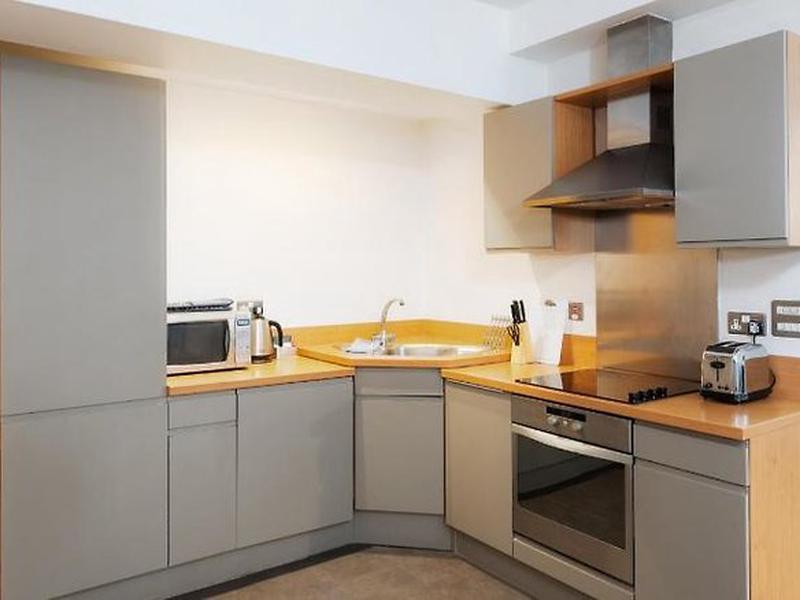 238E0FA4B9D2C75315BE99184EE71715