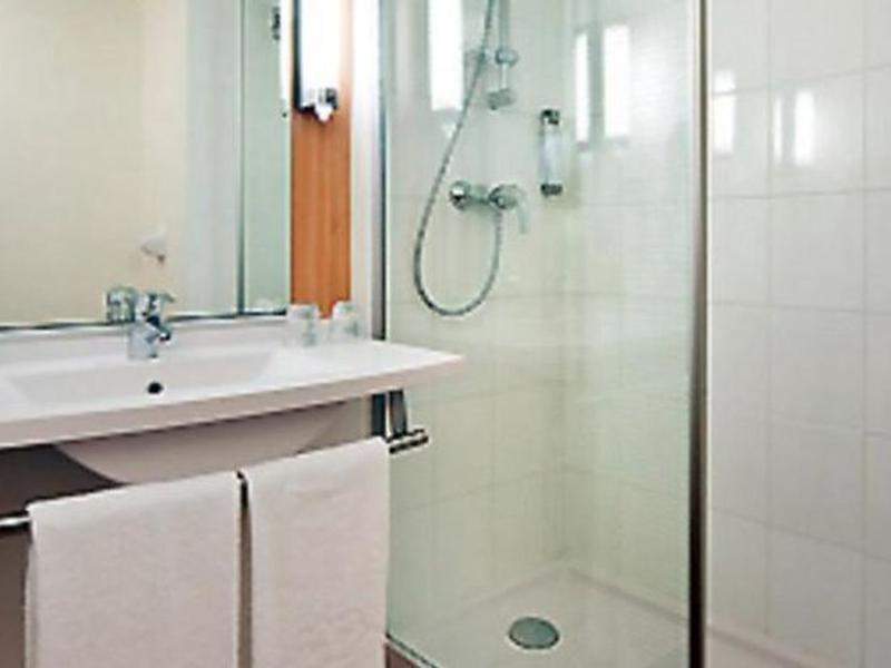 2DB08E0BF877A1E97815B5D5342E10E2