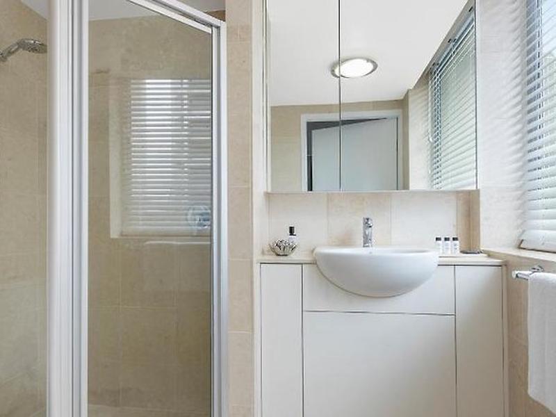 127F86D1A2063BF62D53F51A126904EE