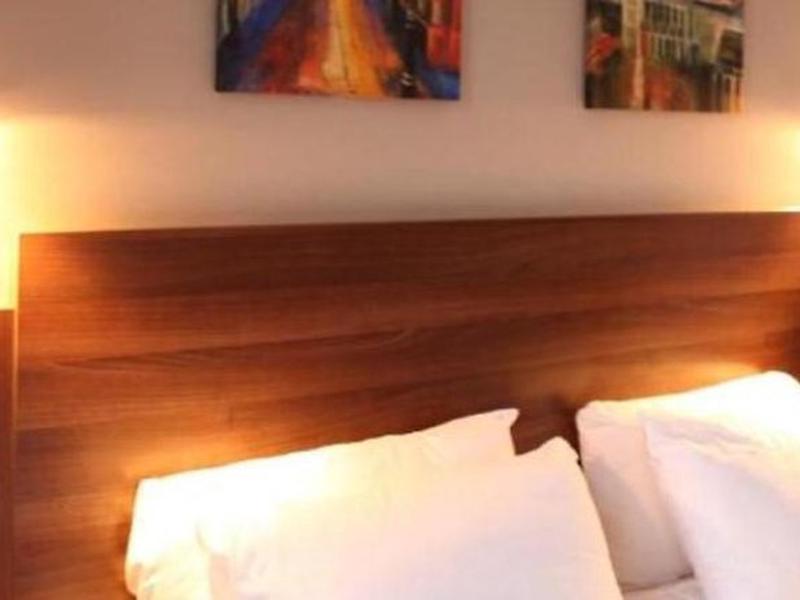 E9E1D698B8575CFE31EC78721EAFF0A4