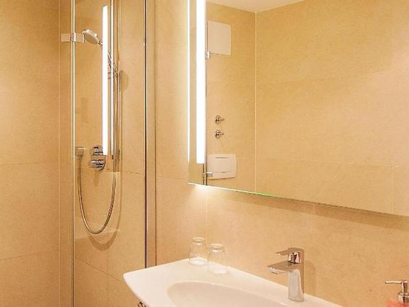 367DDA55A15ACB428FC99E3A7A511590