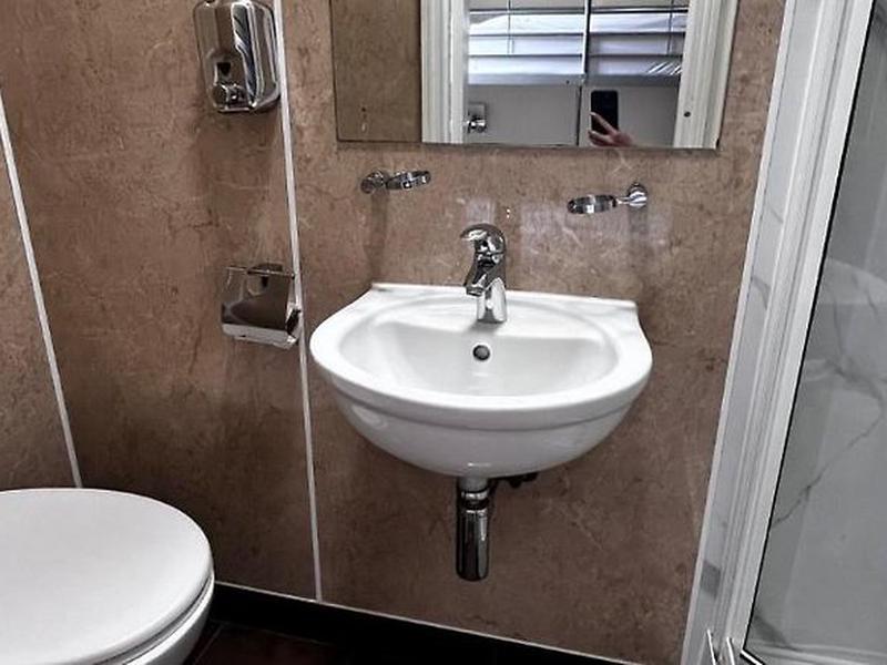 3F62956A833DDC8D500C6AA1A202122C