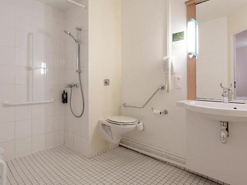 75EA1BABED1D28B49B29D44ECC5D383A