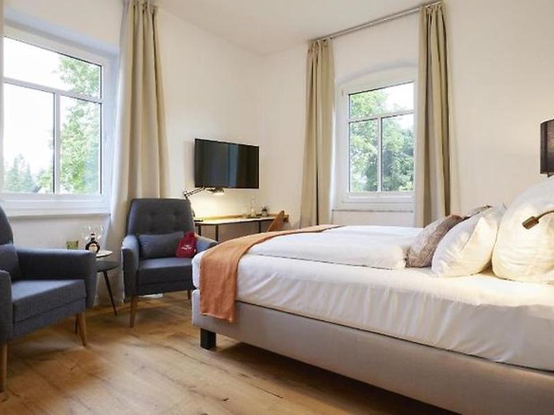 6C53DFBA4CC24E5F61DF317CD551A446