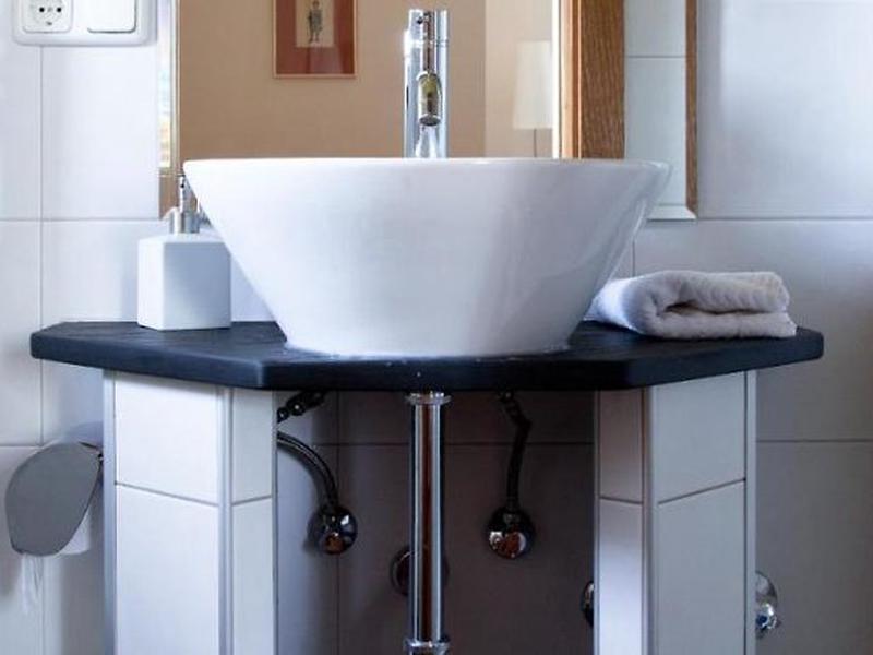 D1549834EDFC83E918ADA6C7D2059B4E