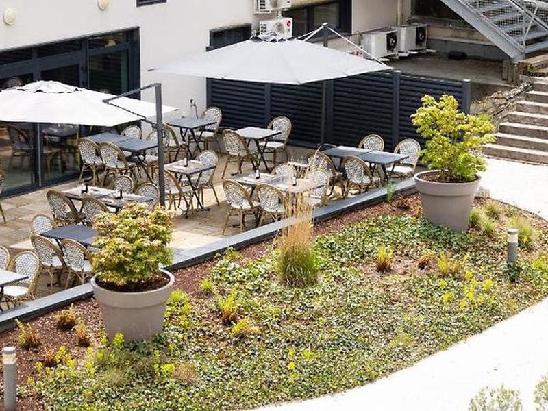 988C80E354E87E103884605105335FBC