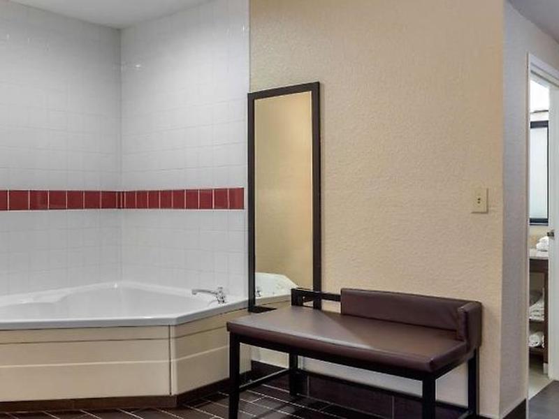 68A3906E022AB133AC6593302CFC4C70