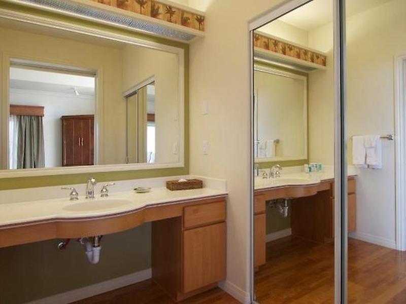 FC8C161A50C40D7424D26B044A642142