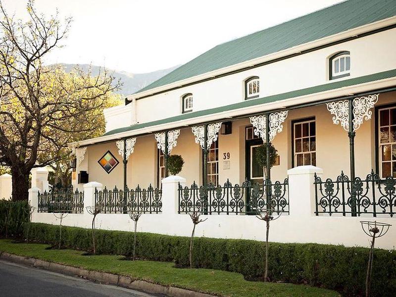 21F1383AA388867C44AB869304CCBD43