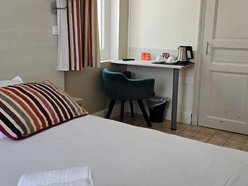 C38301B040D20E1E10C2927329B83D37